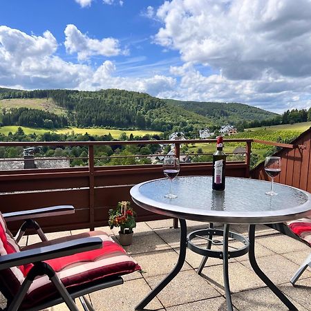Gemuetliche 3-Zimmer-Wohnung Mit Panoramablick Und Kostenlosem Ueberdachten Parkplatz Winterberg Extérieur photo