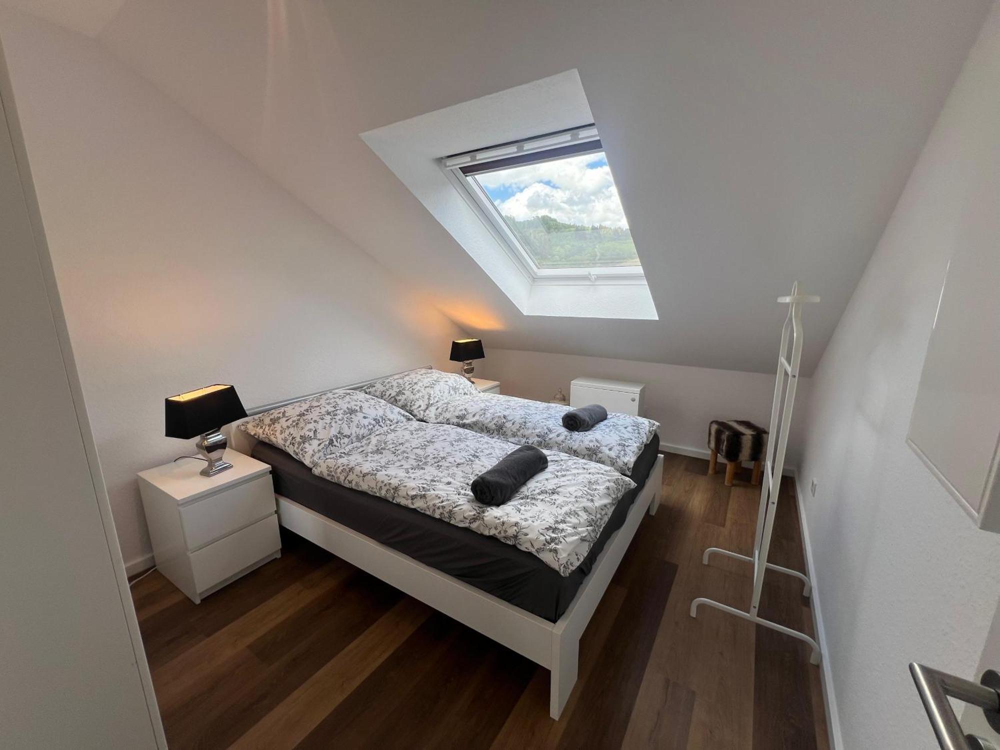 Gemuetliche 3-Zimmer-Wohnung Mit Panoramablick Und Kostenlosem Ueberdachten Parkplatz Winterberg Extérieur photo